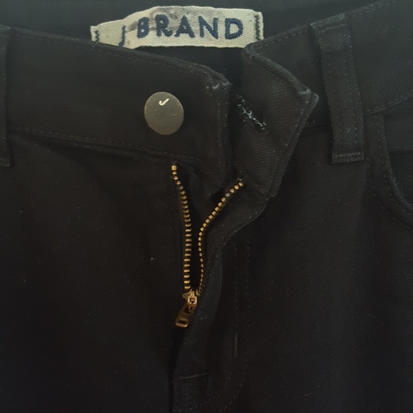 J Brand | Skinny Jeans in Shadow - Picture 6 of 7